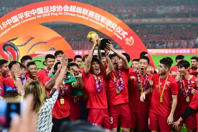 世体：阿尔瓦雷斯需于8月10日归队报到，马竞相信他不会罢训